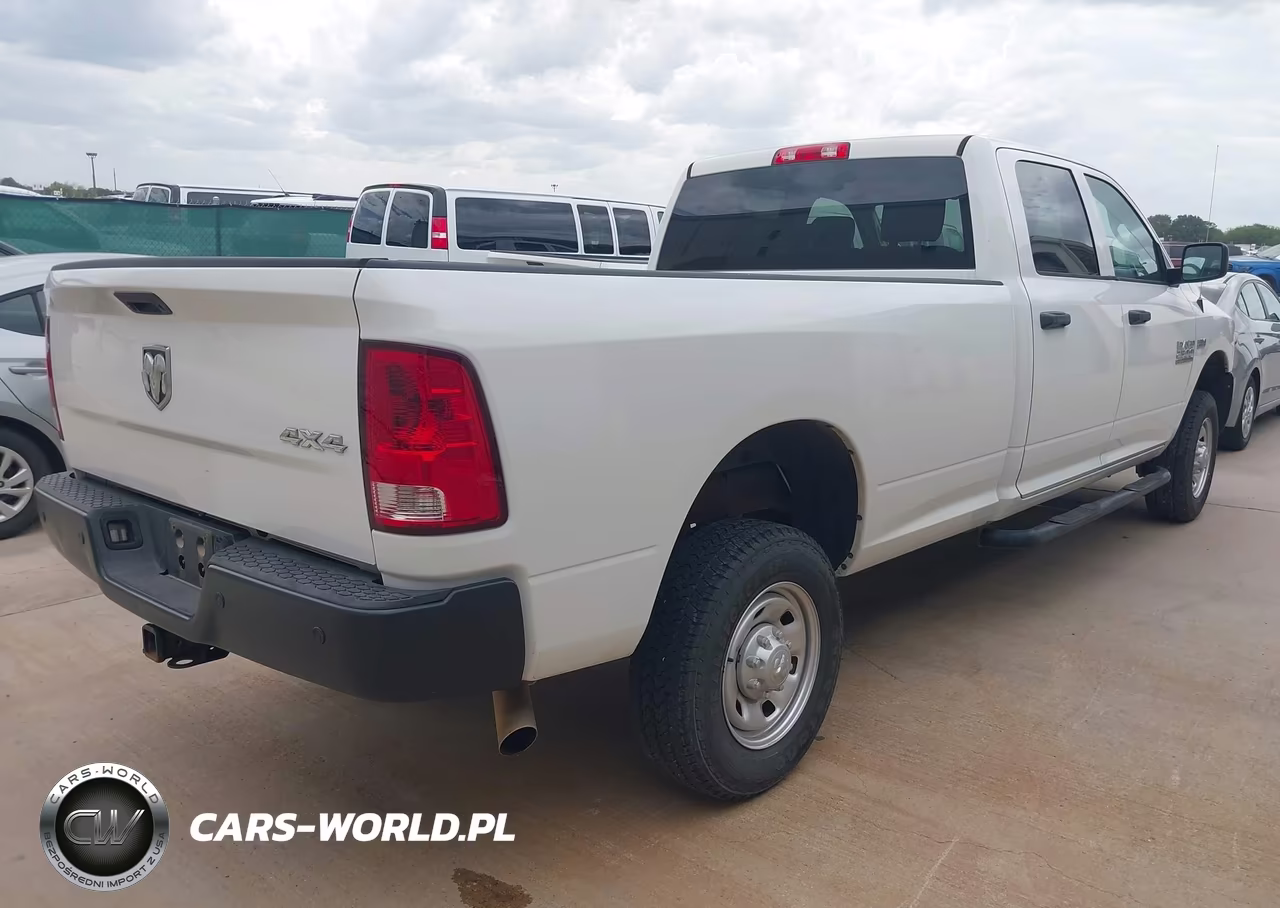 2017 Ram 2500 Tradesman 4X4 8' Box VIN:3C6UR5HJ6HG771336 - 4