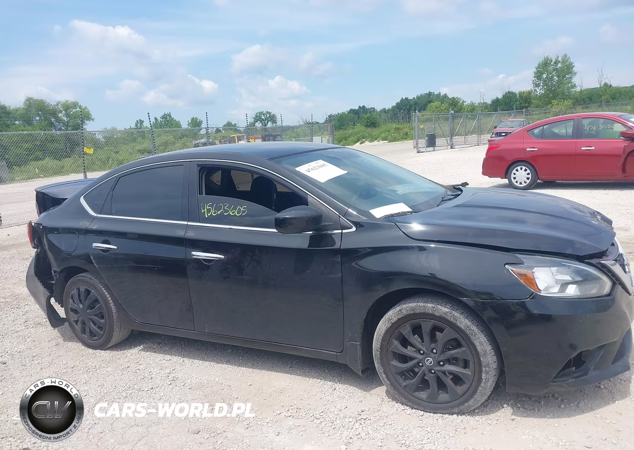 2018 Nissan Sentra S VIN:3N1AB7AP2JY333104 - 13