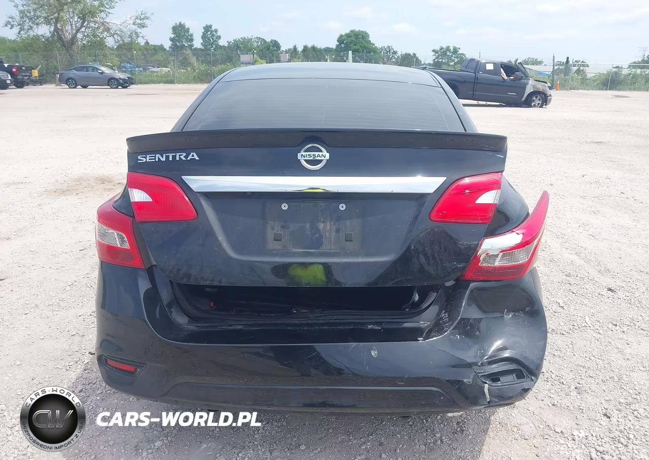 2018 Nissan Sentra S VIN:3N1AB7AP2JY333104 - 16