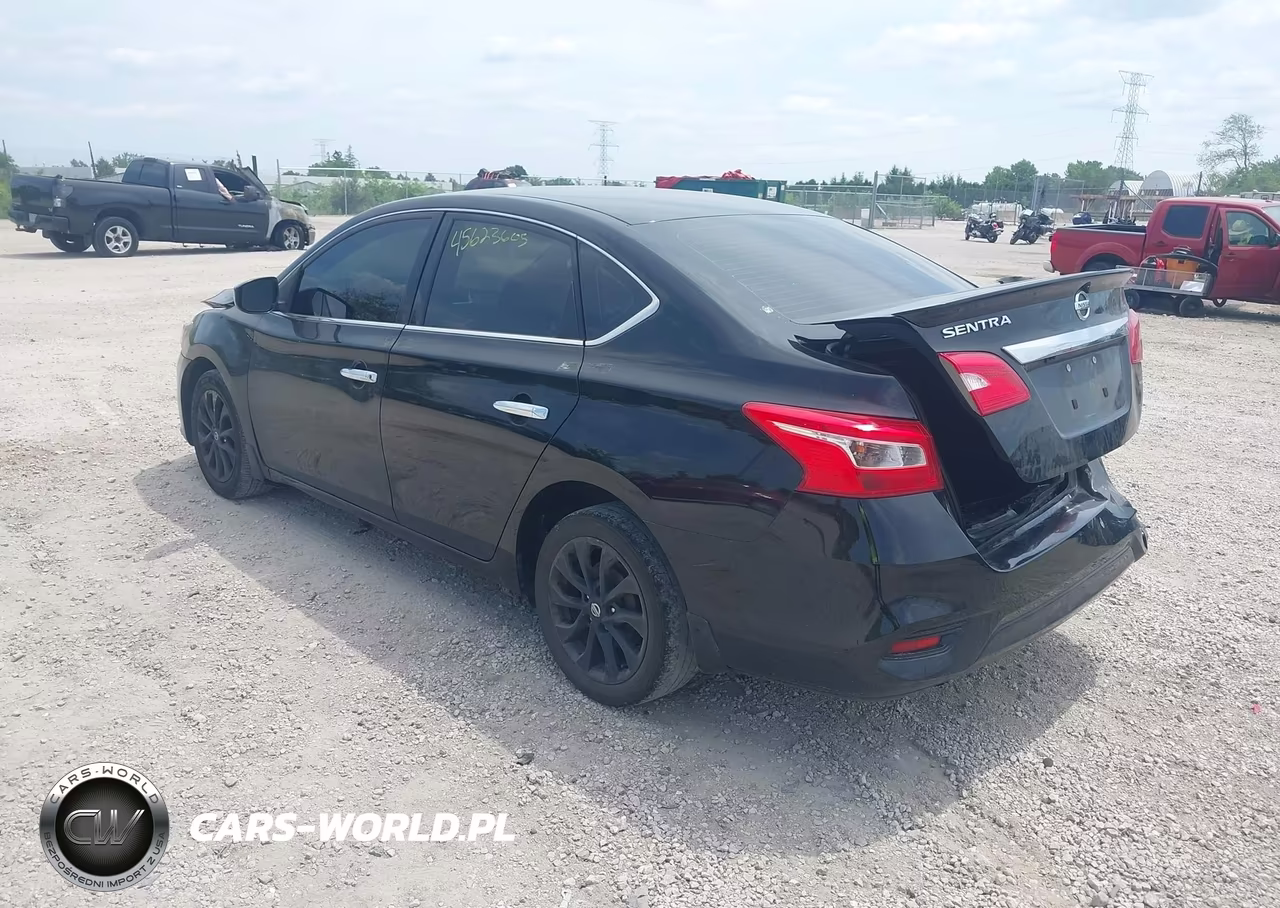 2018 Nissan Sentra S VIN:3N1AB7AP2JY333104 - 3