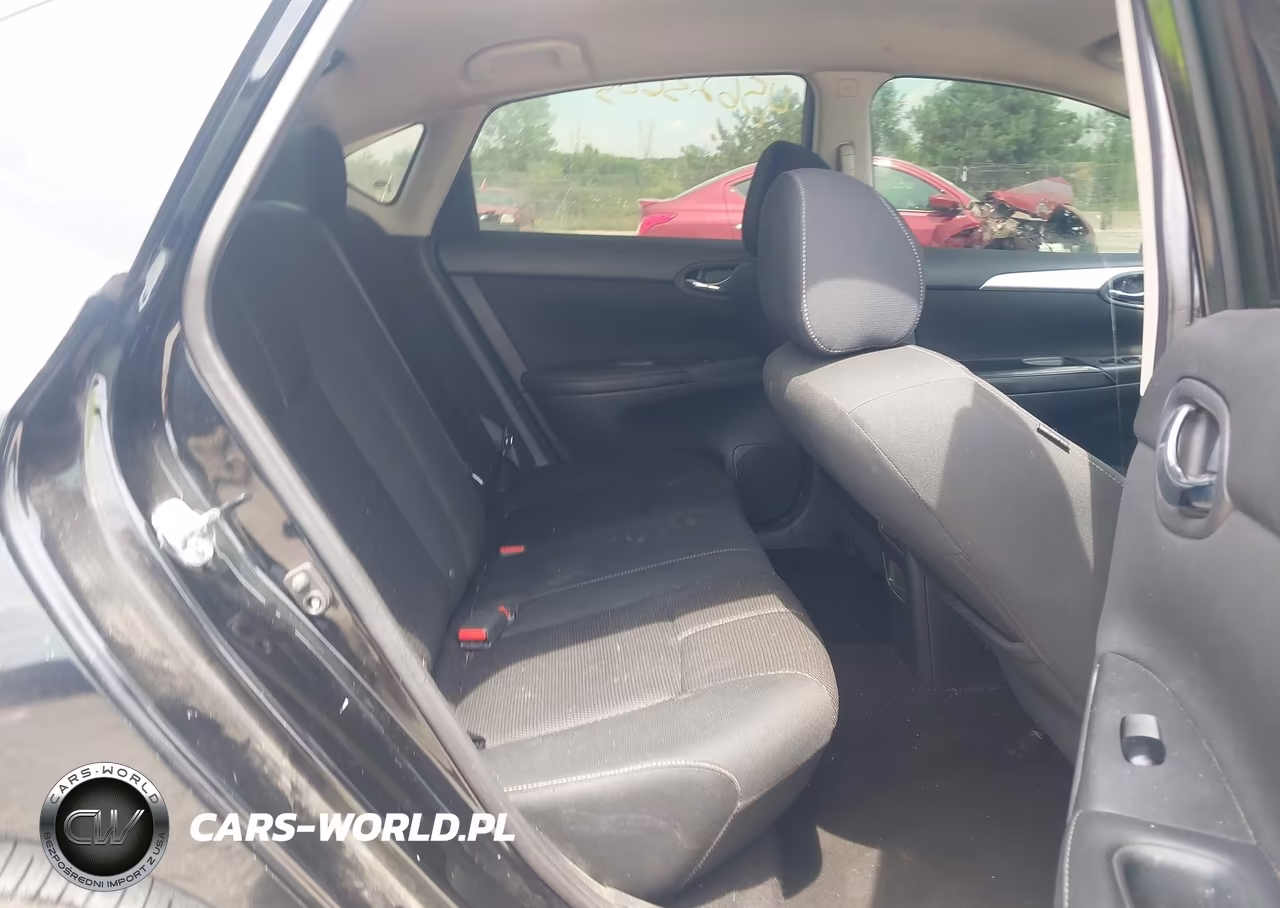 2018 Nissan Sentra S VIN:3N1AB7AP2JY333104 - 8