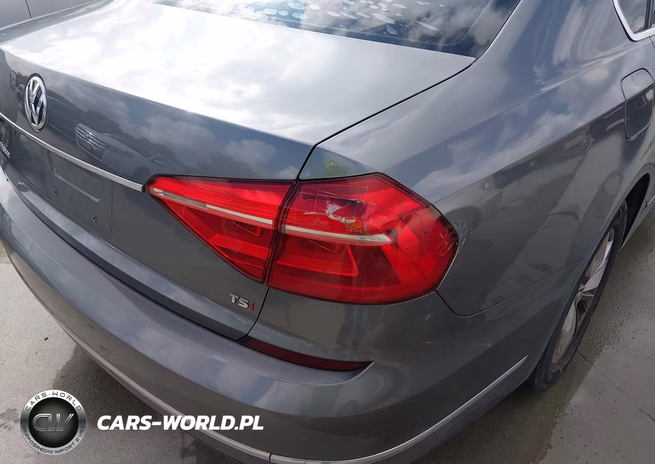 2016 Volkswagen Passat 1.8T S VIN:1VWAT7A32GC016090 - 6