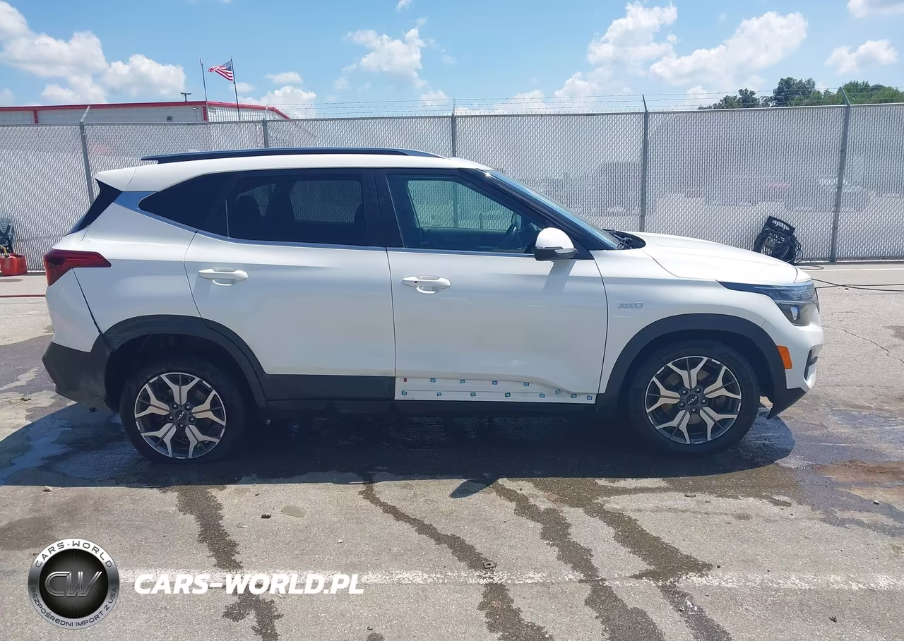 2023 Kia Seltos Ex VIN:KNDERCAAXP7464709 - 14