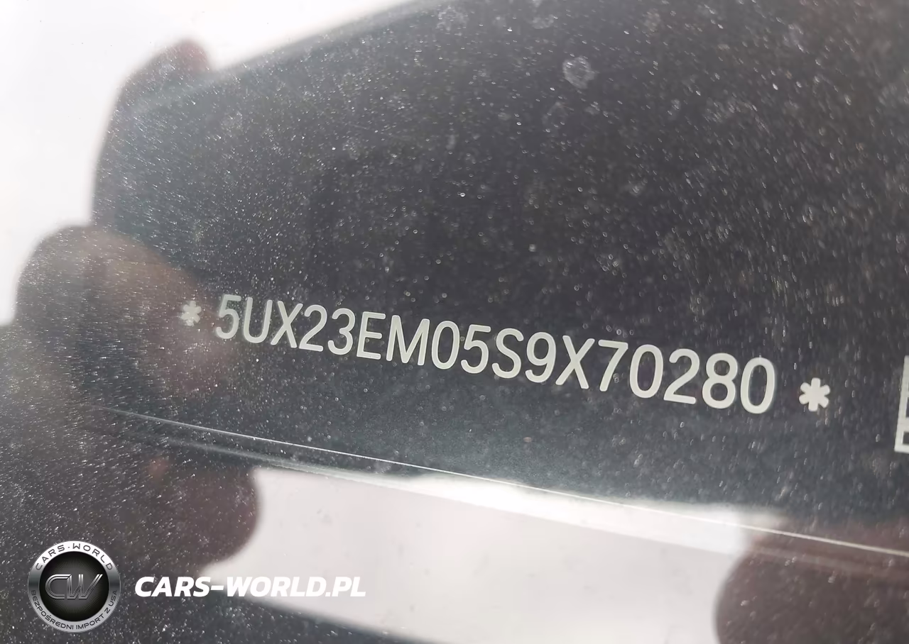 2025 BMW X7 xDrive40I VIN:5UX23EM05S9X70280 - 17