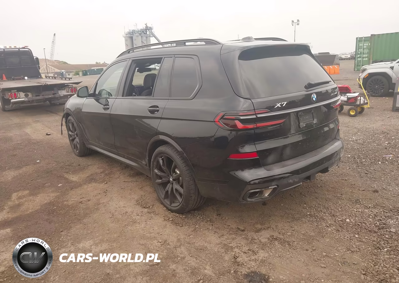2025 BMW X7 xDrive40I VIN:5UX23EM05S9X70280 - 3