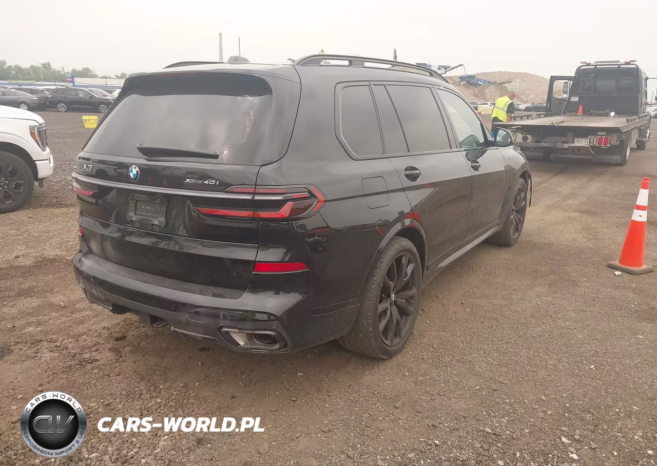 2025 BMW X7 xDrive40I VIN:5UX23EM05S9X70280 - 4