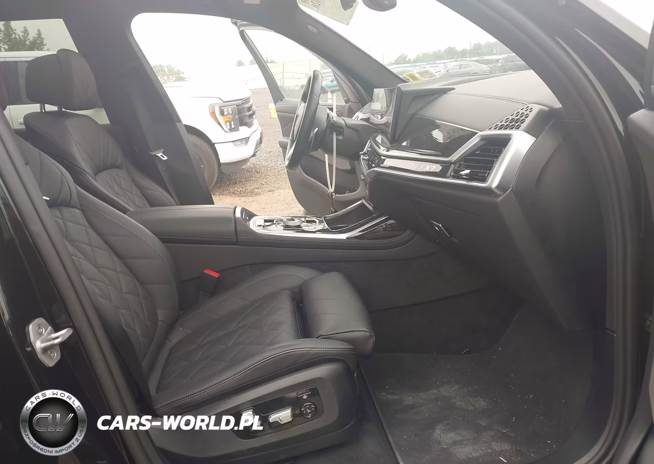 2025 BMW X7 xDrive40I VIN:5UX23EM05S9X70280 - 5