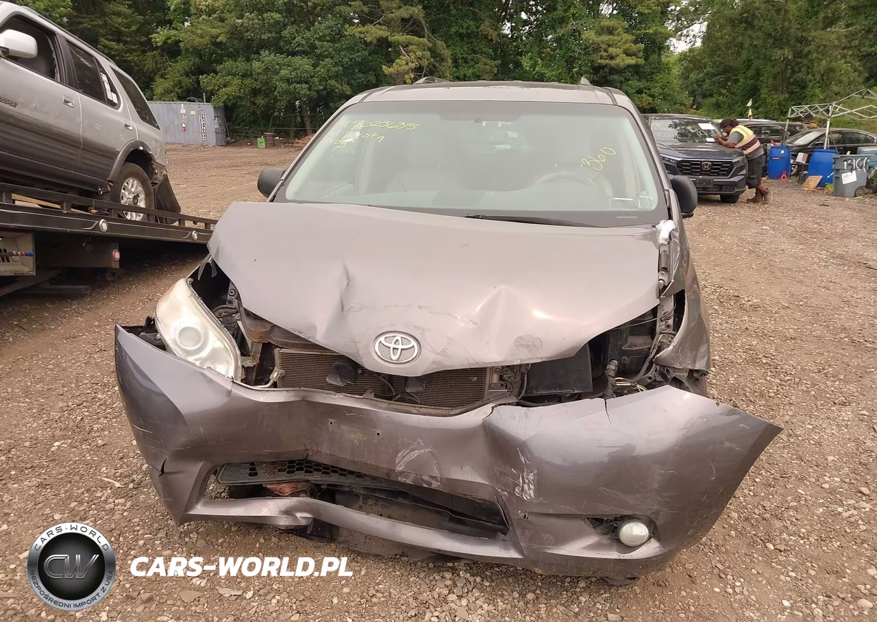 2011 Toyota Sienna Xle V6 VIN:5TDYK3DC0BS148619 - 12