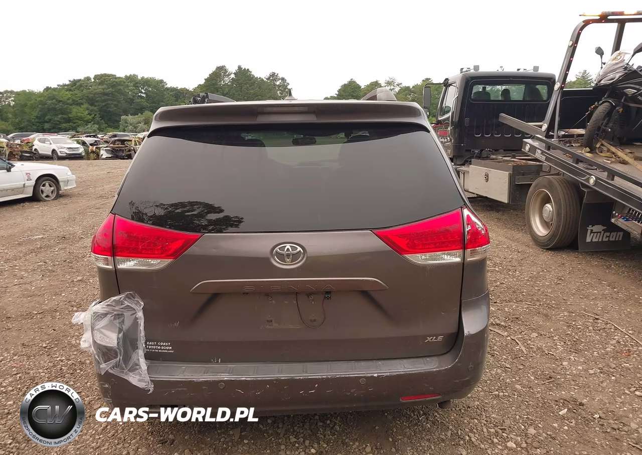 2011 Toyota Sienna Xle V6 VIN:5TDYK3DC0BS148619 - 16