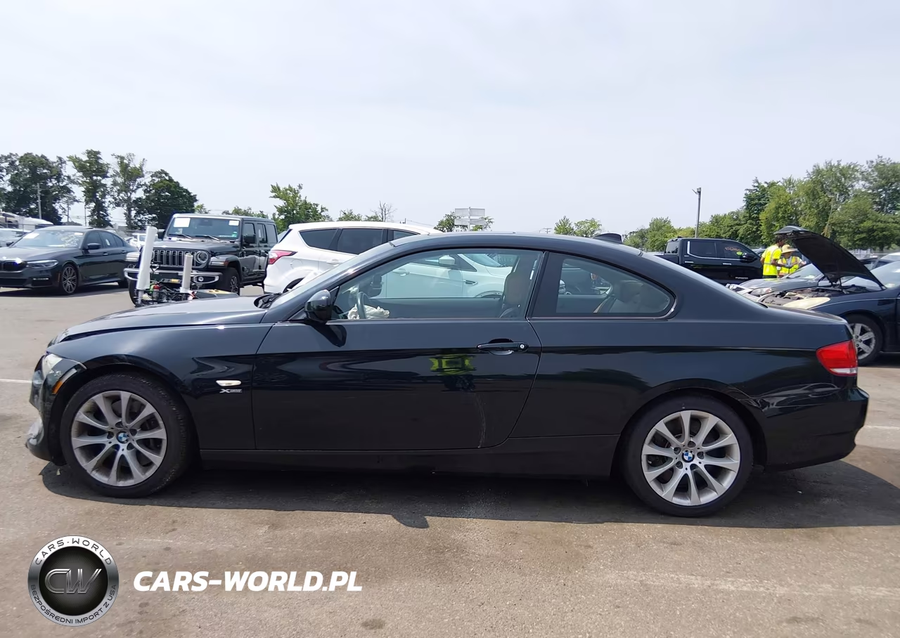 2010 BMW 335I xDrive VIN:WBAWC7C53AE271461 - 14