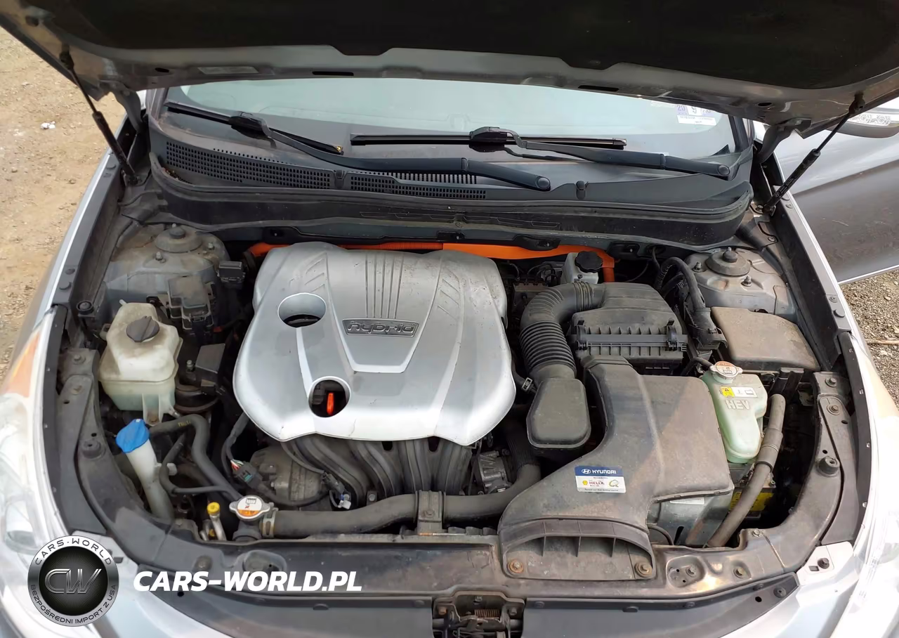 2015 Hyundai Sonata Hybrid VIN:KMHEC4A43FA132013 - 10