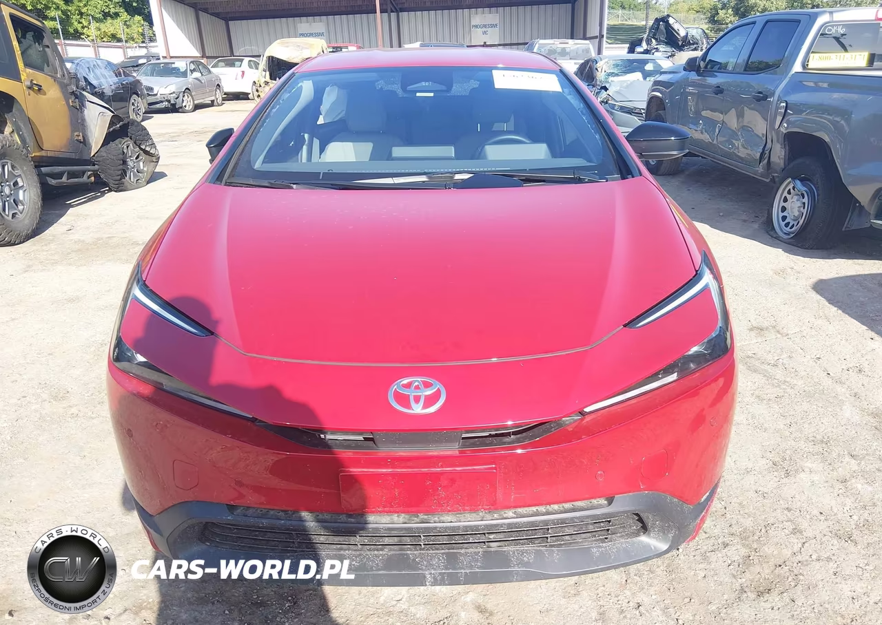 2026 Toyota Prius Le VIN:JTDACAAU8T3068777 - 12
