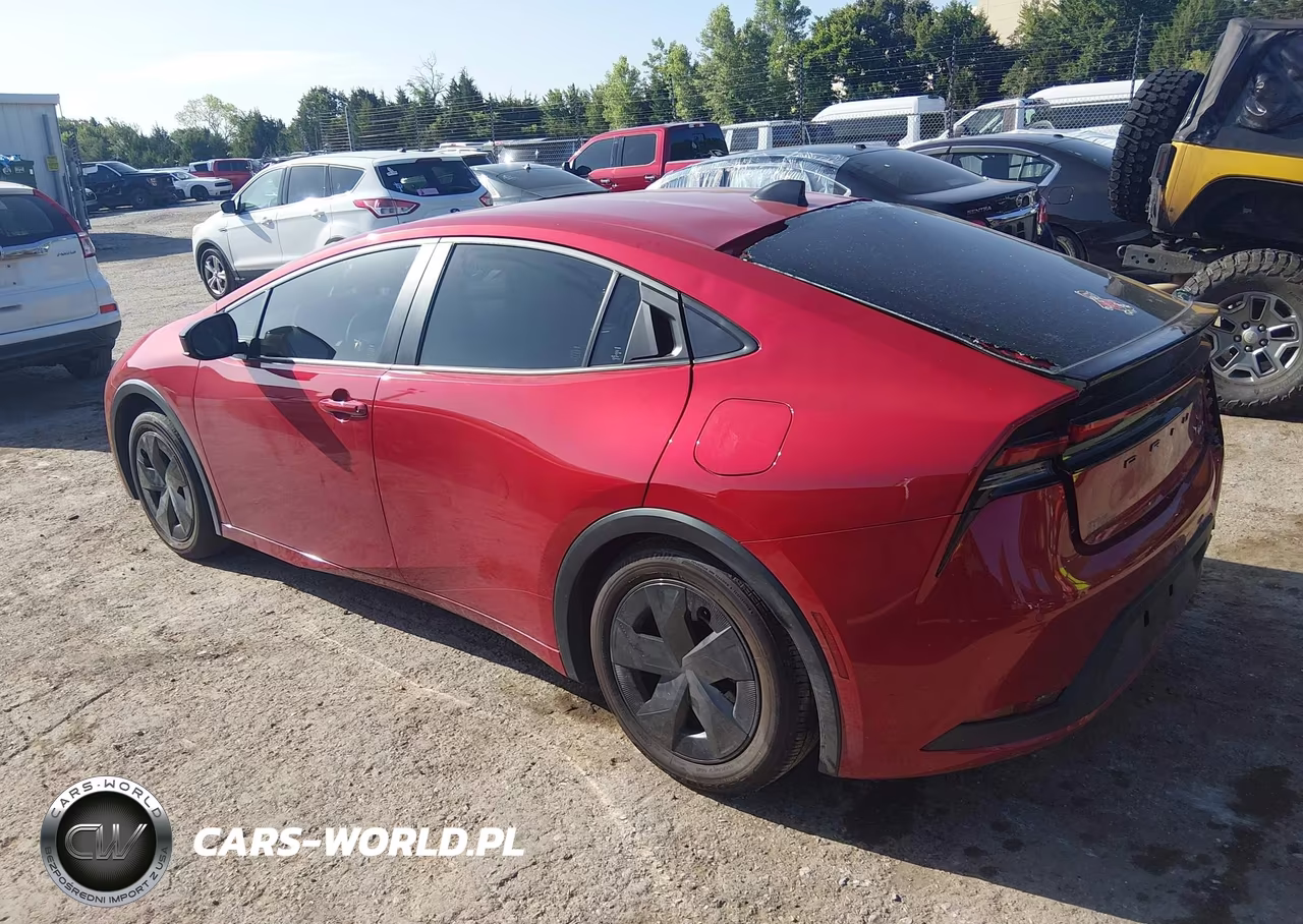 2026 Toyota Prius Le VIN:JTDACAAU8T3068777 - 14