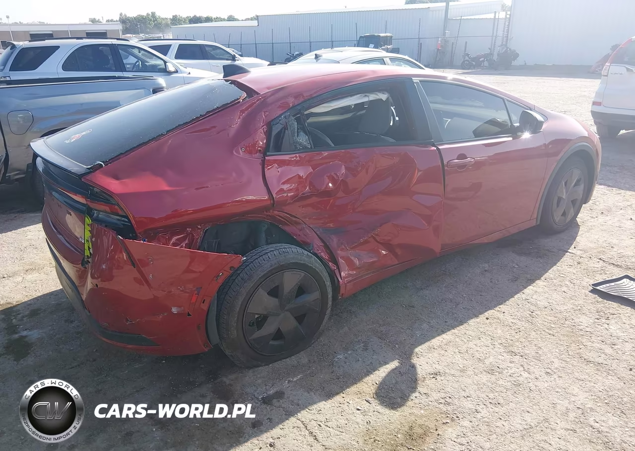 2026 Toyota Prius Le VIN:JTDACAAU8T3068777 - 4