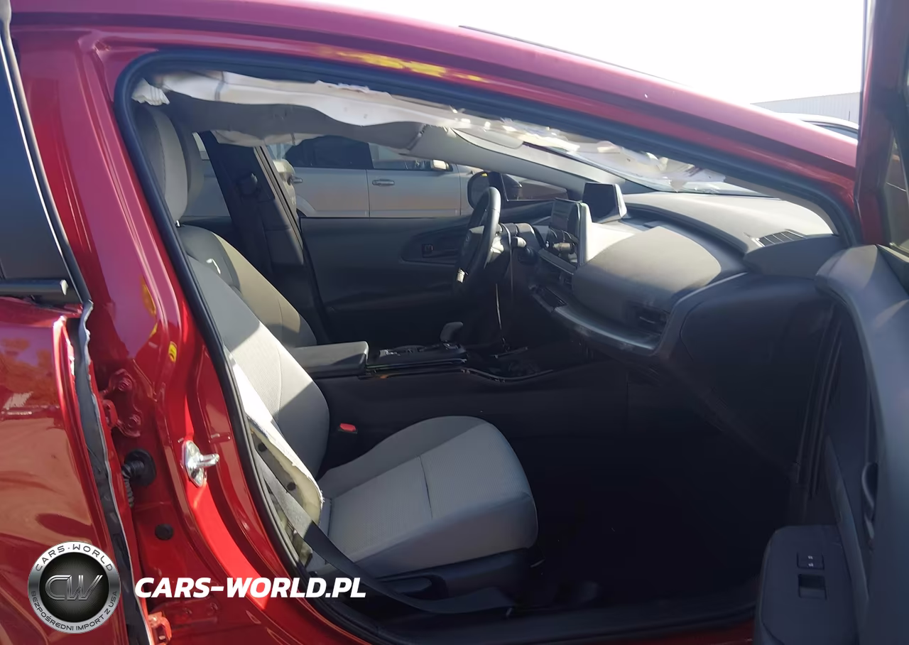 2026 Toyota Prius Le VIN:JTDACAAU8T3068777 - 5