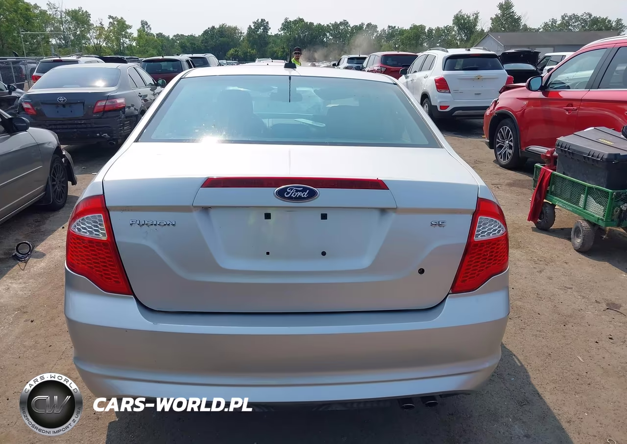 2011 Ford Fusion Se VIN:3FAHP0HA9BR124675 - 16