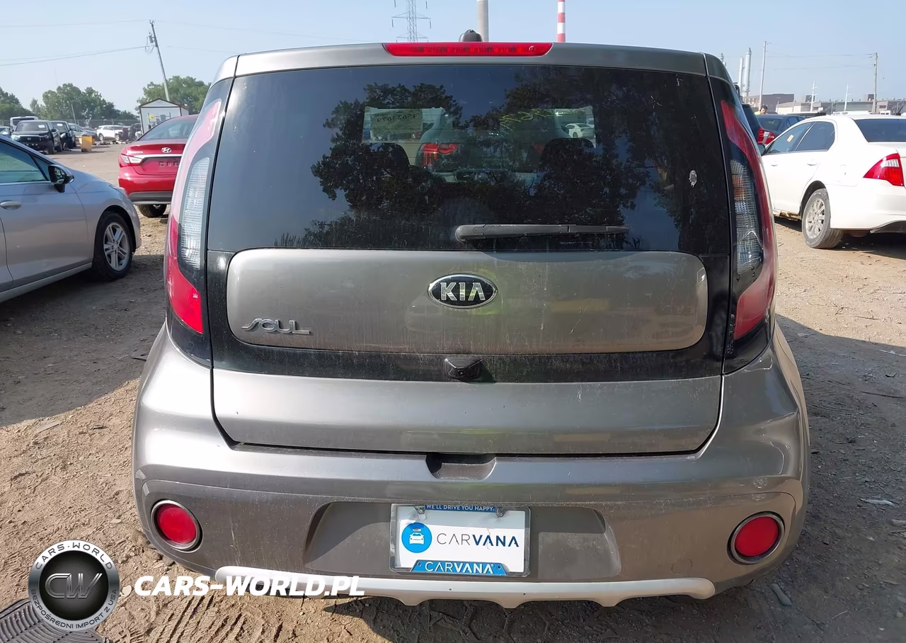2017 Kia Soul + VIN:KNDJP3A59H7472941 - 16
