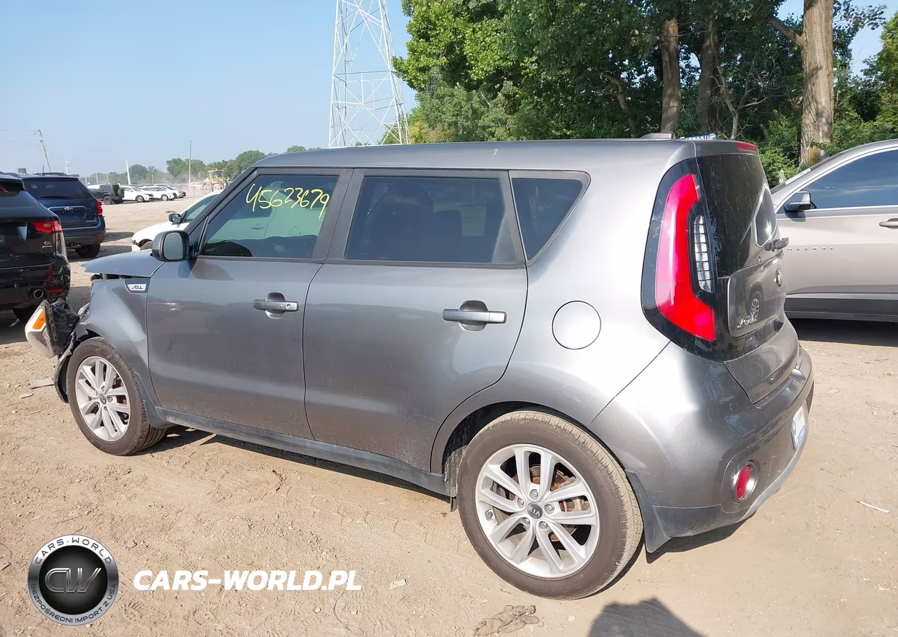 2017 Kia Soul + VIN:KNDJP3A59H7472941 - 3