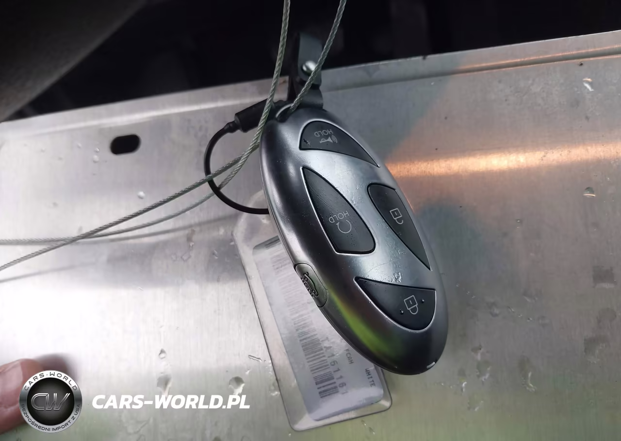 2026 Hyundai Sonata Hybrid Blue VIN:KMHL24JJ9TA151161 - 11