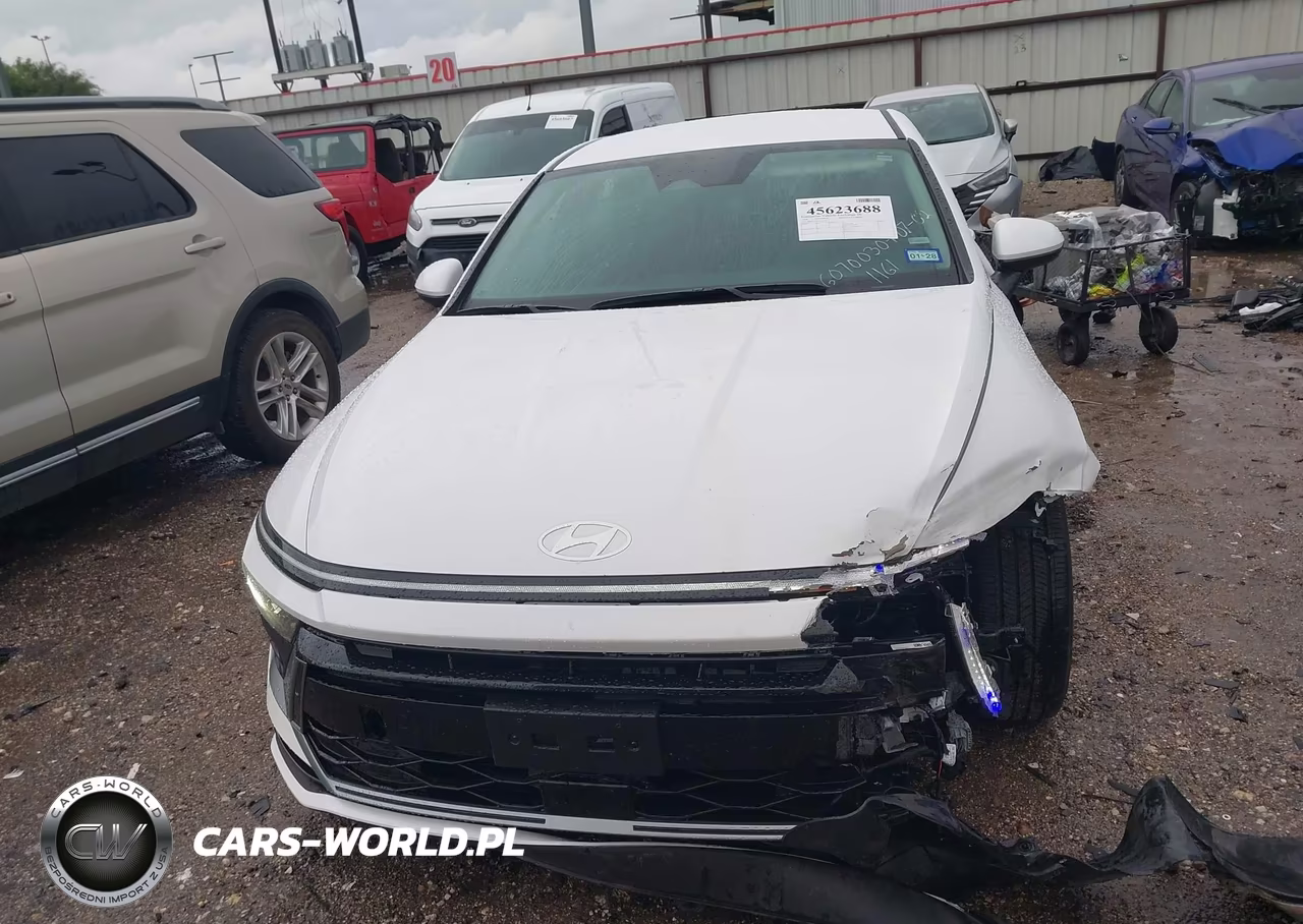 2026 Hyundai Sonata Hybrid Blue VIN:KMHL24JJ9TA151161 - 12