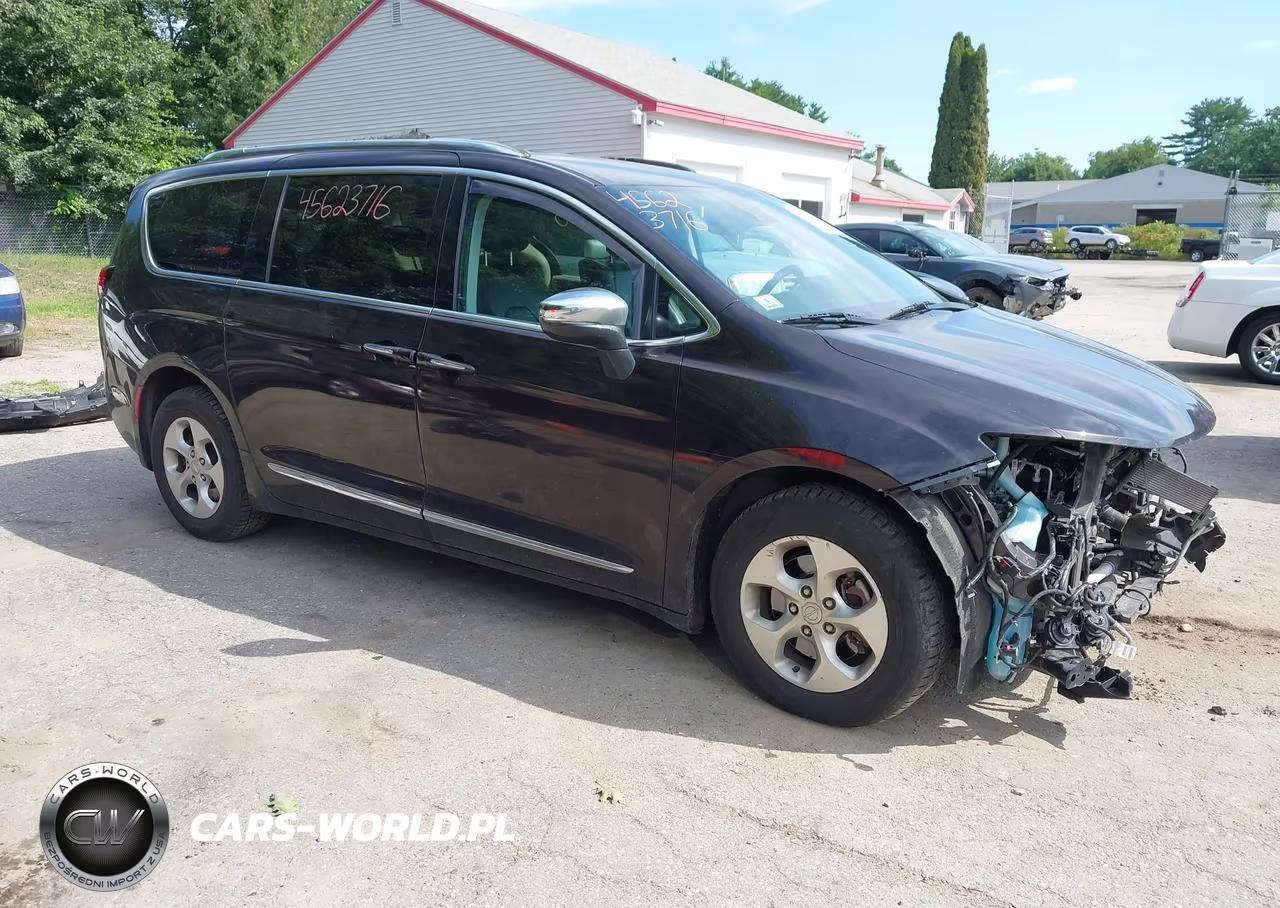 2017 Chrysler Pacifica Touring-L Plus – zdjęcie 1 z 16