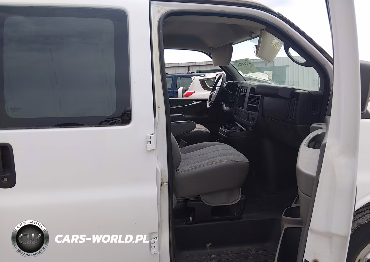 2015 Chevrolet Express 3500 Work Van VIN:1GCZGUCF6F1127574 - 5