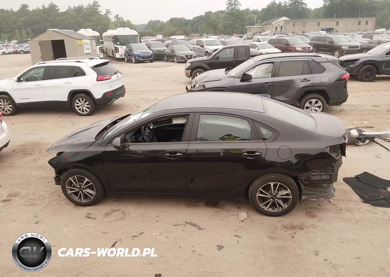 2022 Kia Forte Lxs VIN:3KPF24AD1NE439106 - 15