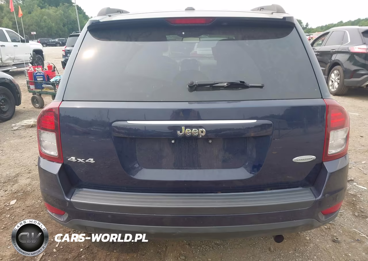 2017 Jeep Compass Latitude VIN:1C4NJDEB6HD105568 - 17