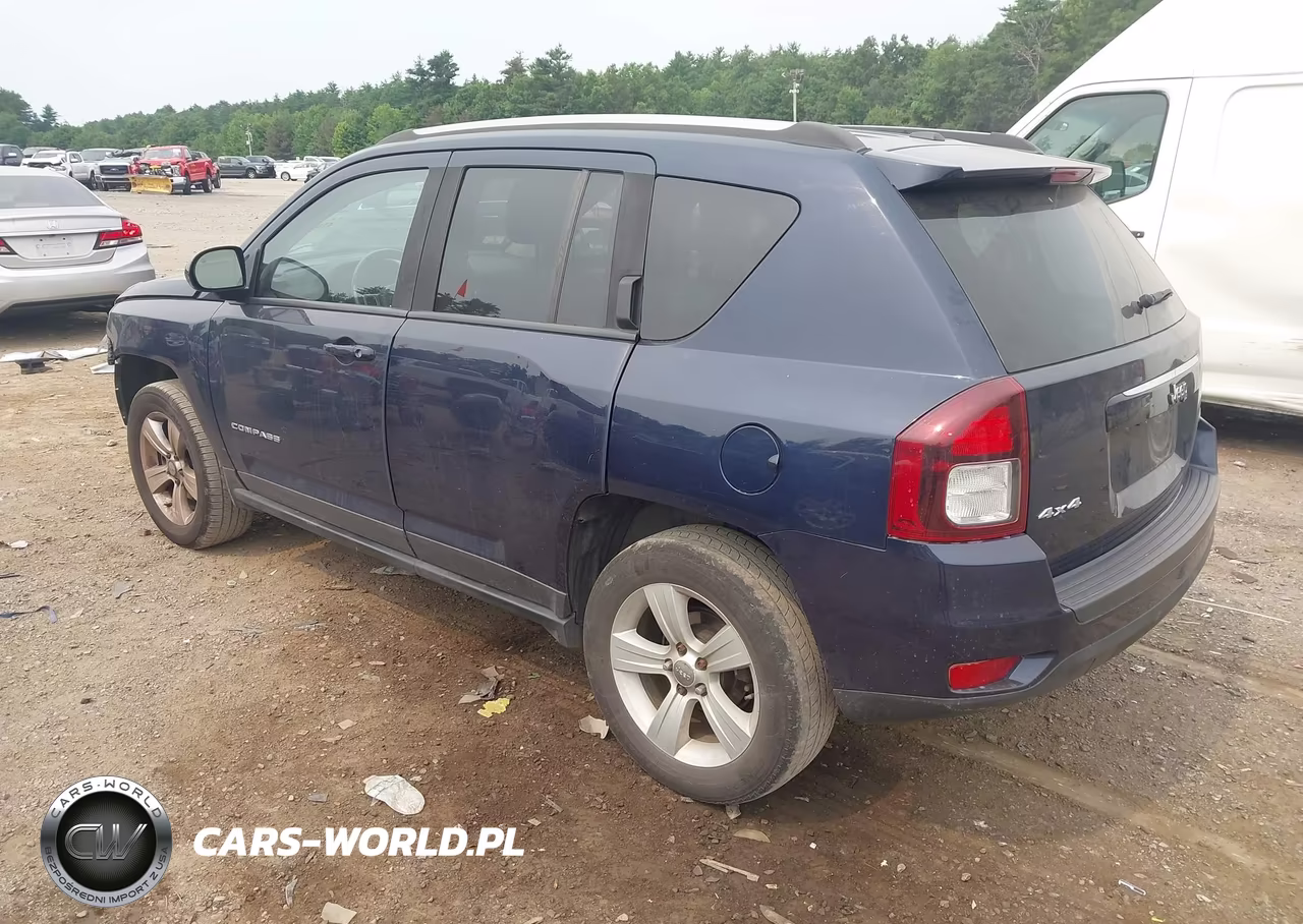 2017 Jeep Compass Latitude VIN:1C4NJDEB6HD105568 - 3