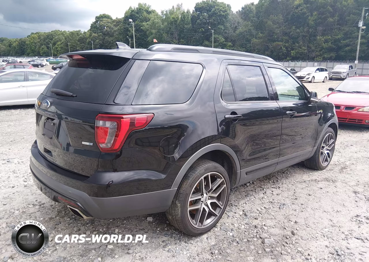 2016 Ford Explorer Sport VIN:1FM5K8GT5GGC85483 - 4
