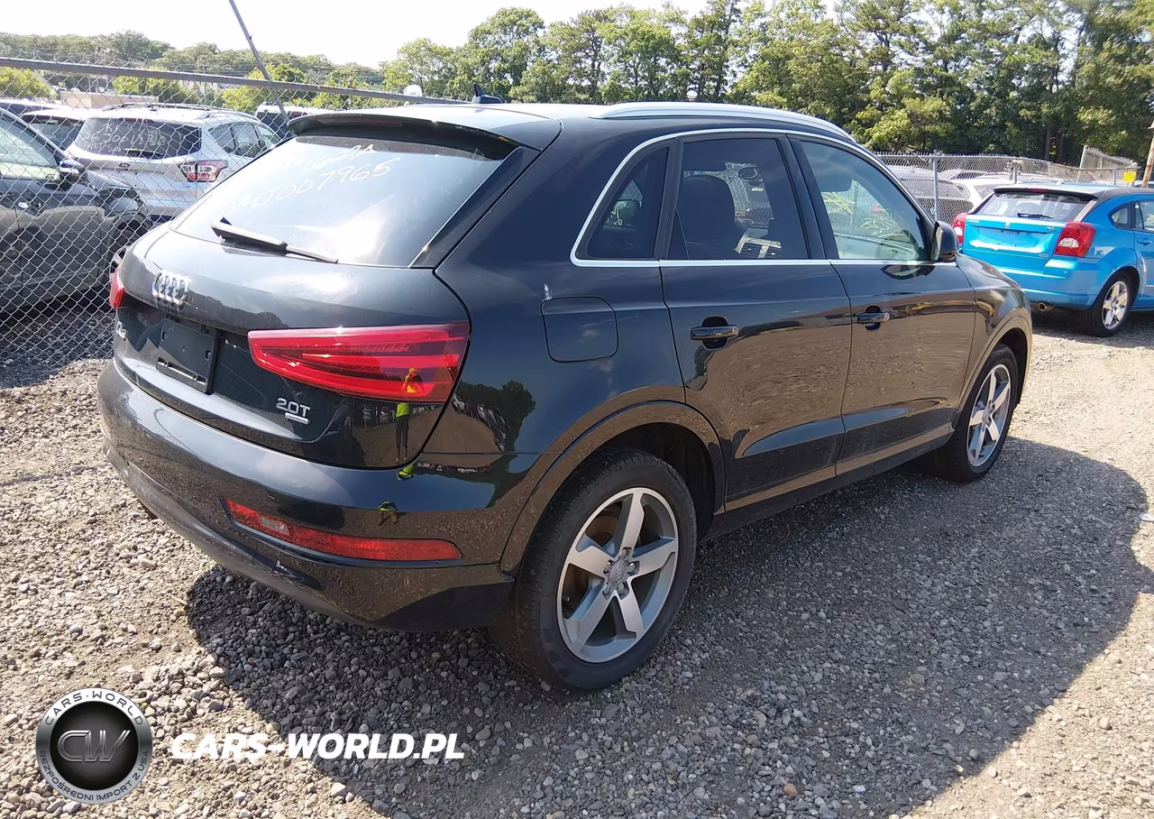 2015 Audi Q3 2.0T Premium Plus VIN:WA1EFCFS9FR004822 - 4