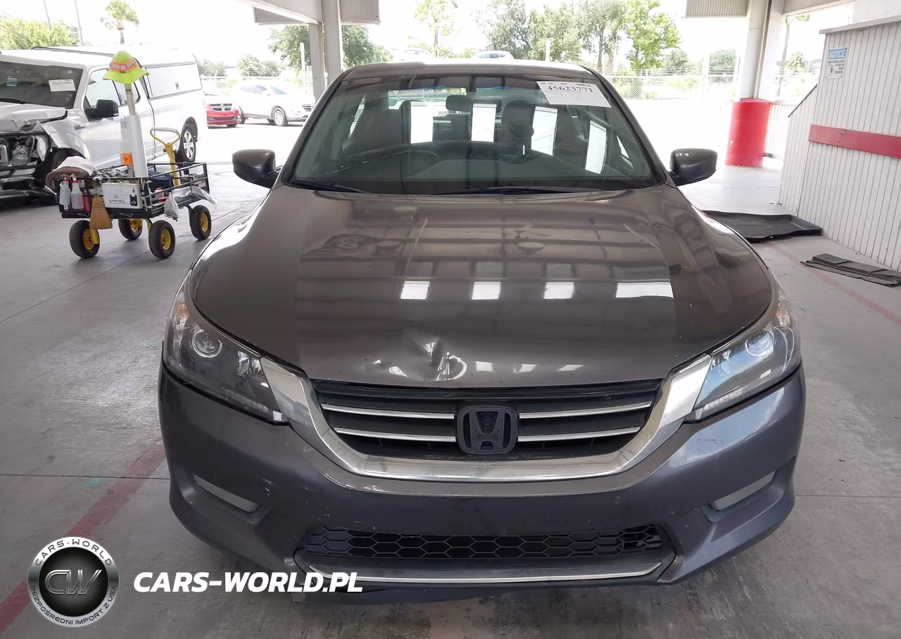 2014 Honda Accord Sport VIN:1HGCR2F52EA185107 - 13