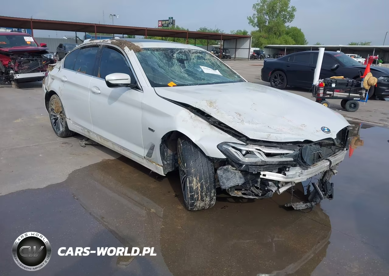2022 BMW 530E