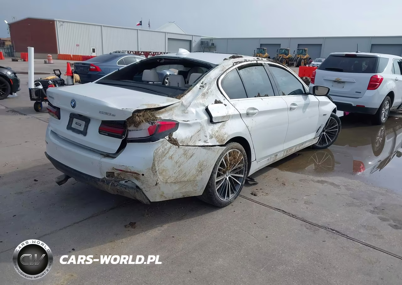 2022 BMW 530E VIN:WBA13AG0XNCK61730 - 4