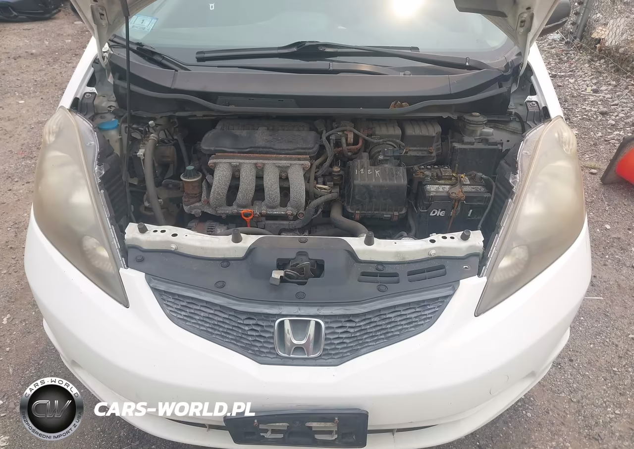 2011 Honda Fit VIN:JHMGE8H30BC005745 - 10
