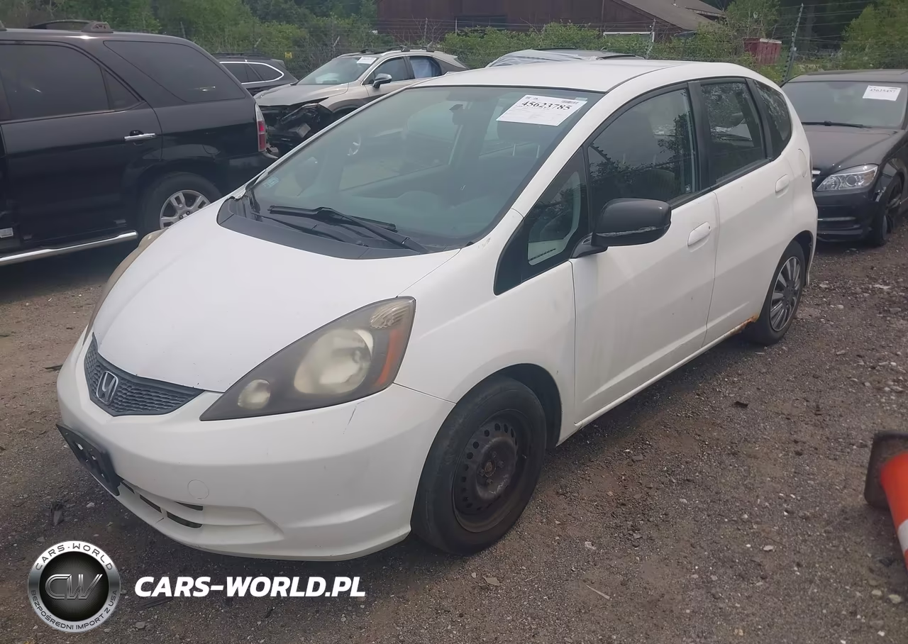 2011 Honda Fit VIN:JHMGE8H30BC005745 - 2