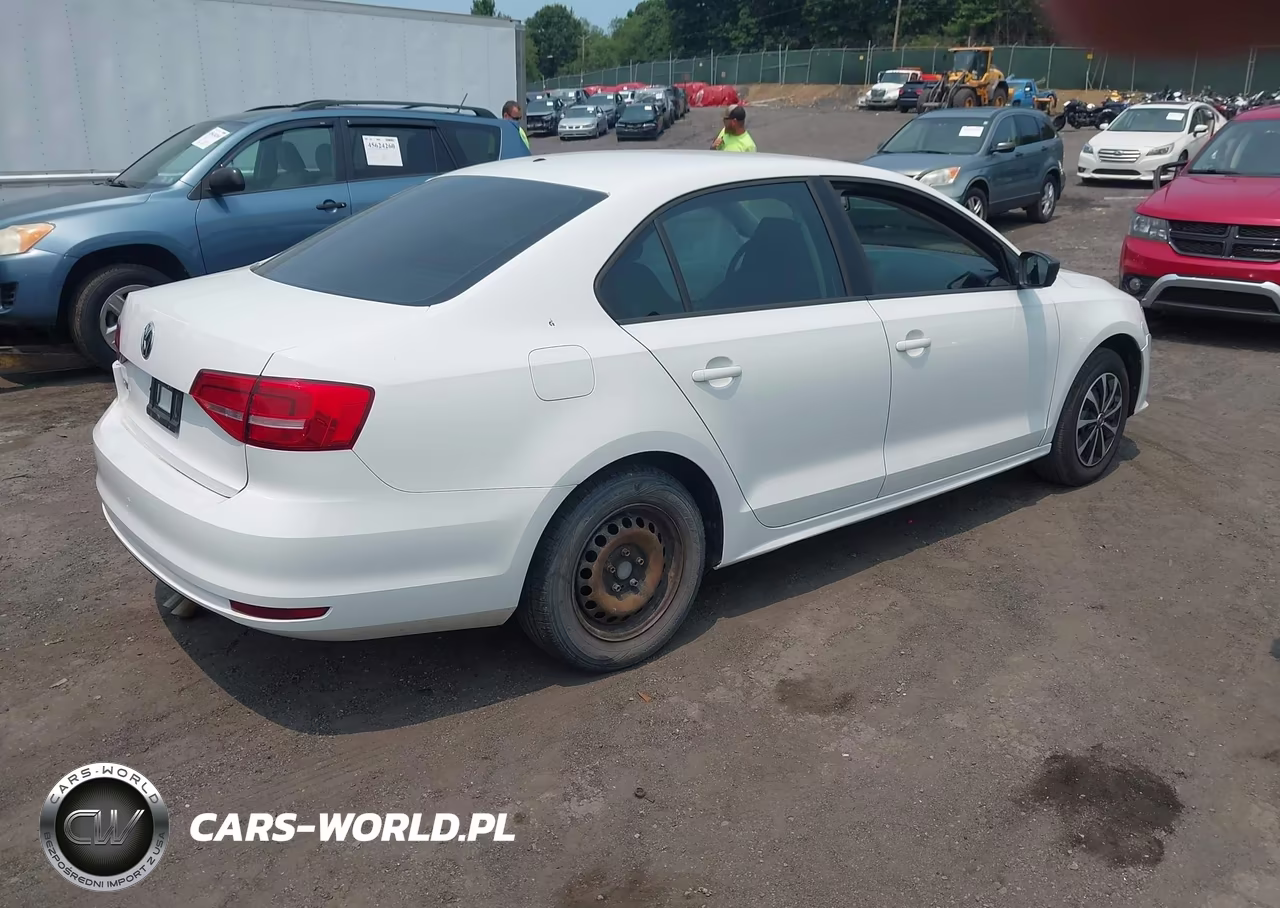 2015 Volkswagen Jetta 2.0L S VIN:3VW2K7AJ2FM304646 - 4