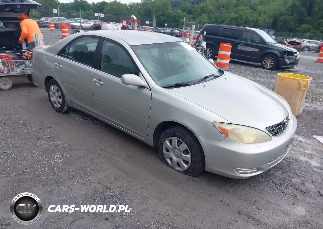2004 Toyota Camry Le