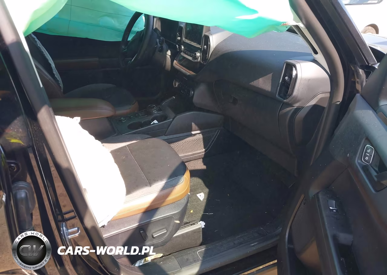 2023 Ford Bronco Sport Outer Banks VIN:3FMCR9C6XPRD27244 - 5