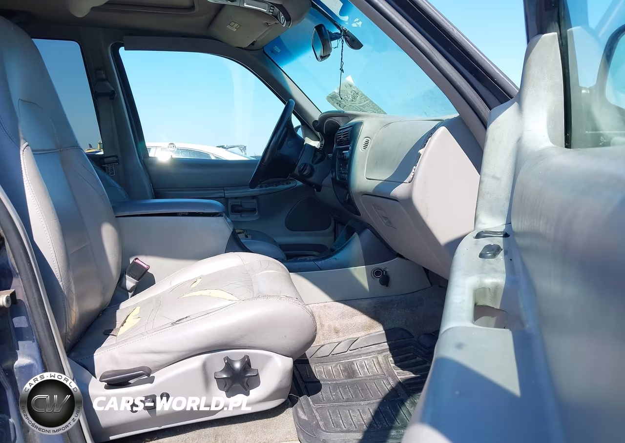 2001 Ford Explorer Xlt VIN:1FMZU83P61ZA52289 - 5
