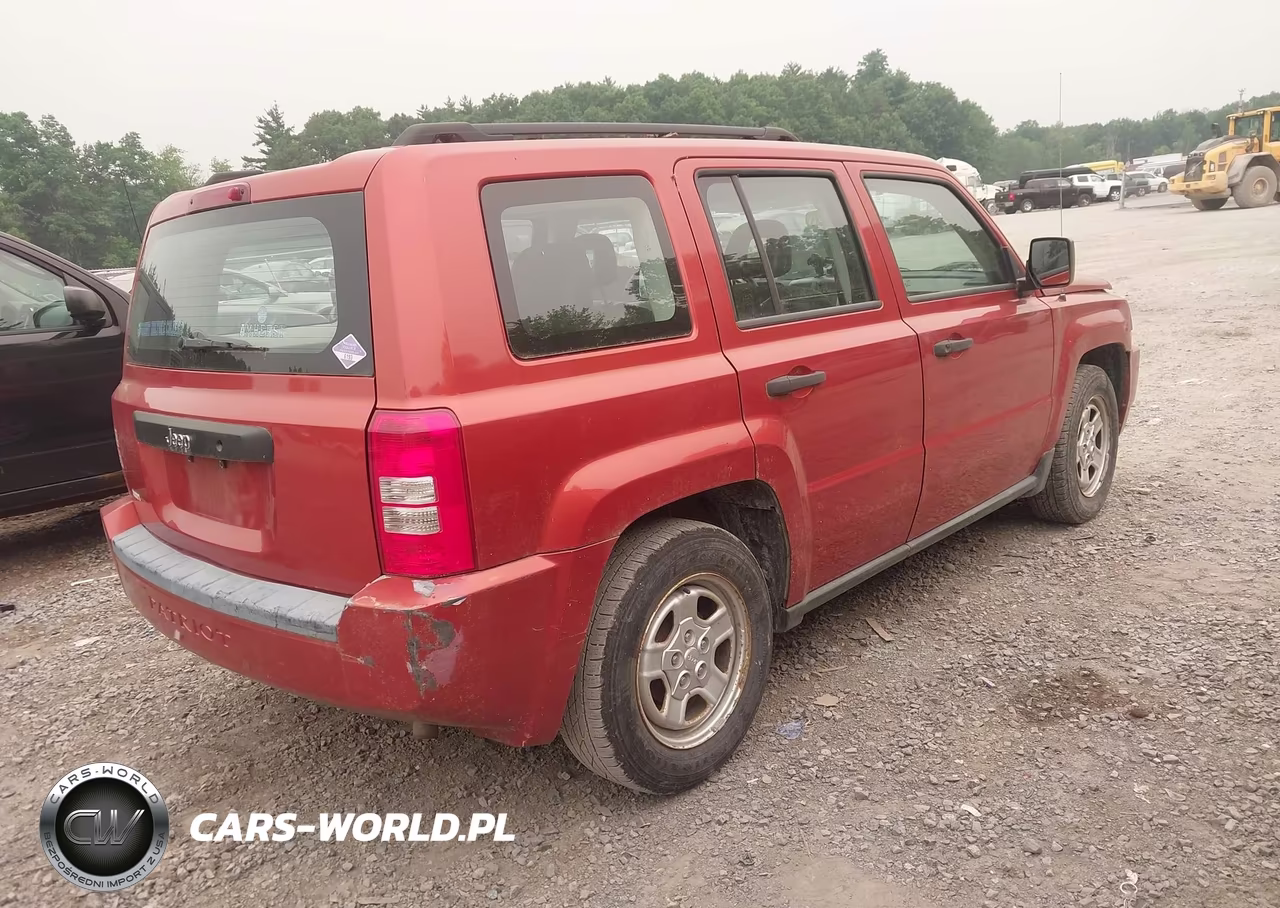 2008 Jeep Patriot Sport VIN:1J8FT28W38D613622 - 4