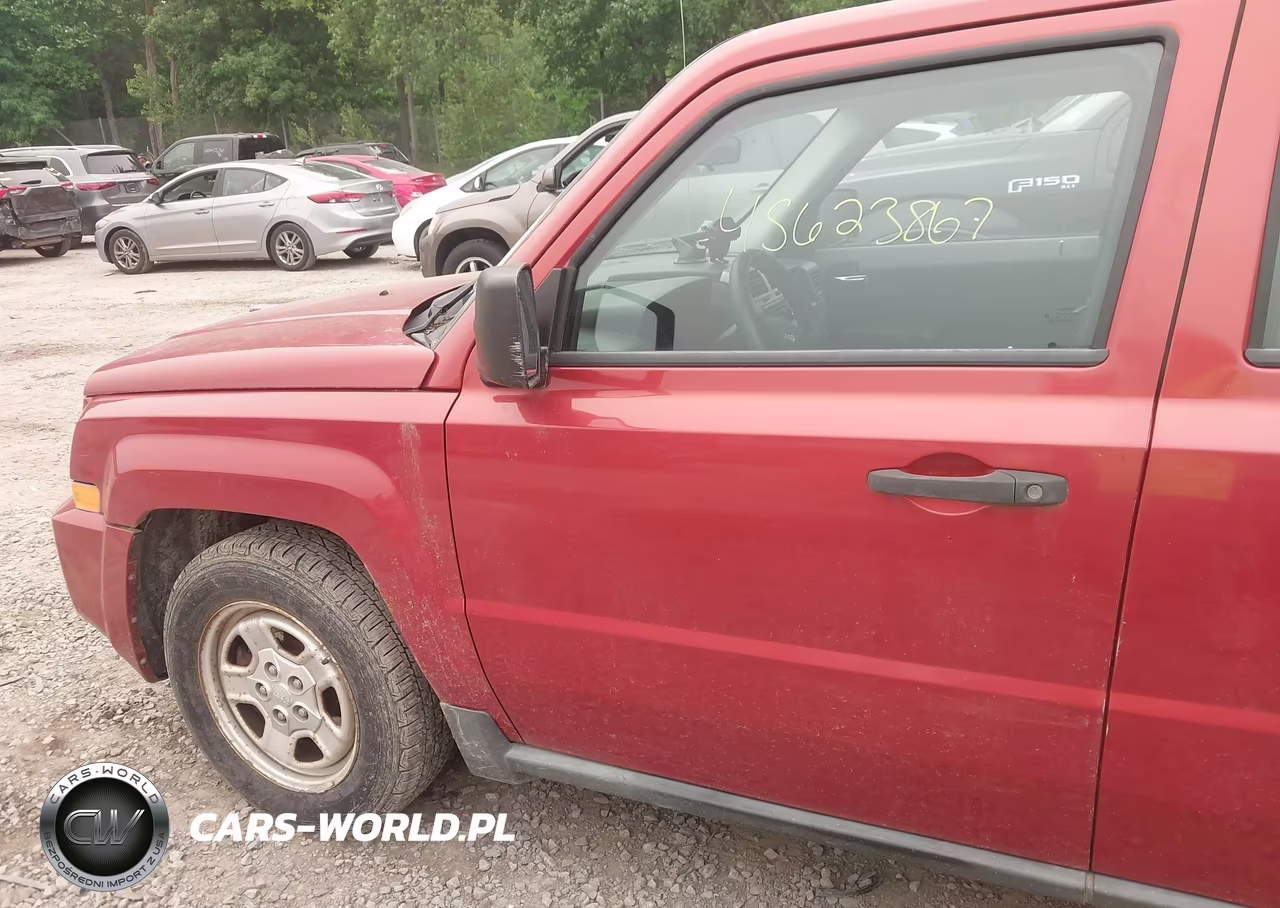 2008 Jeep Patriot Sport VIN:1J8FT28W38D613622 - 6