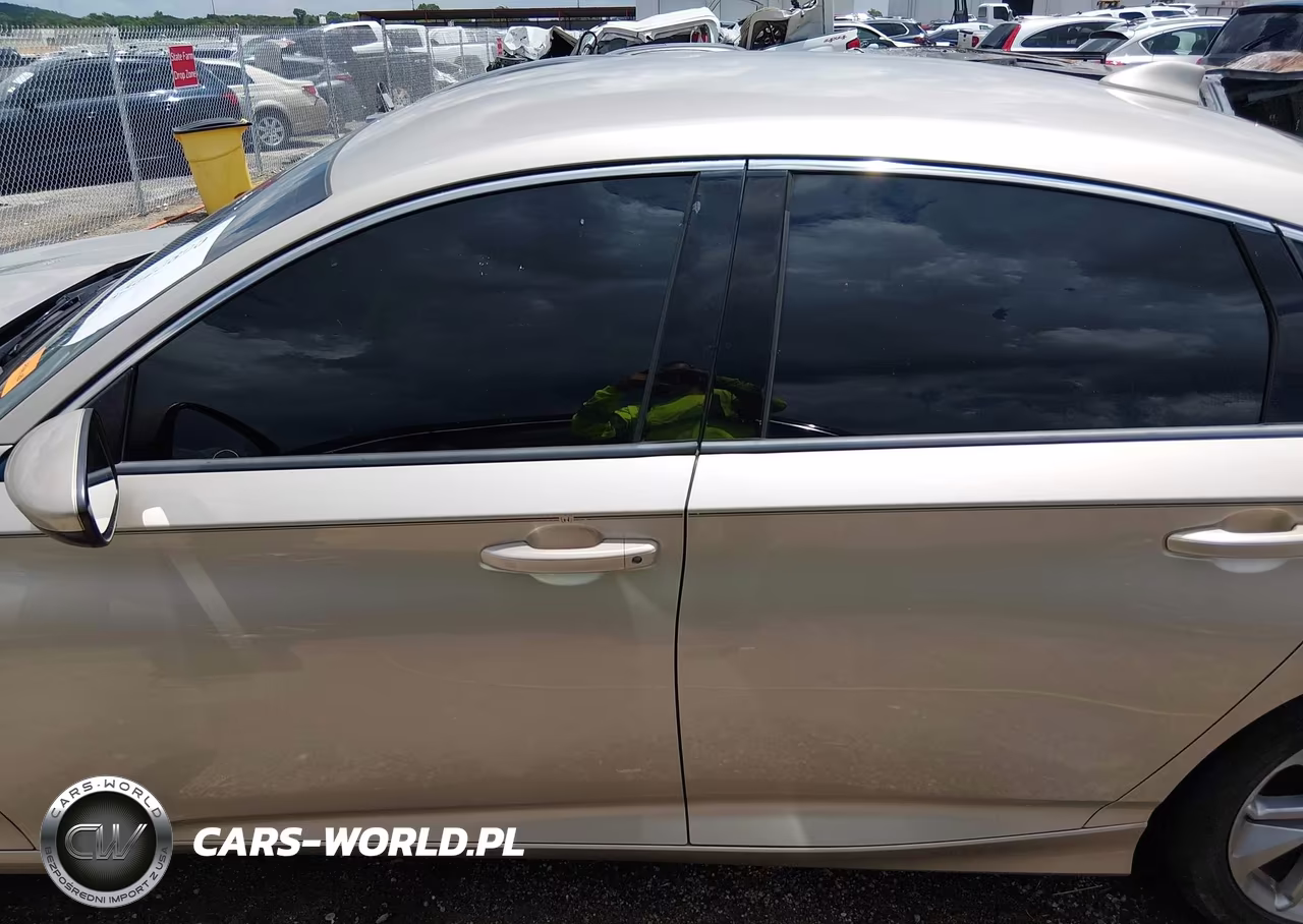 2018 Honda Accord Lx VIN:1HGCV1F14JA024903 - 15