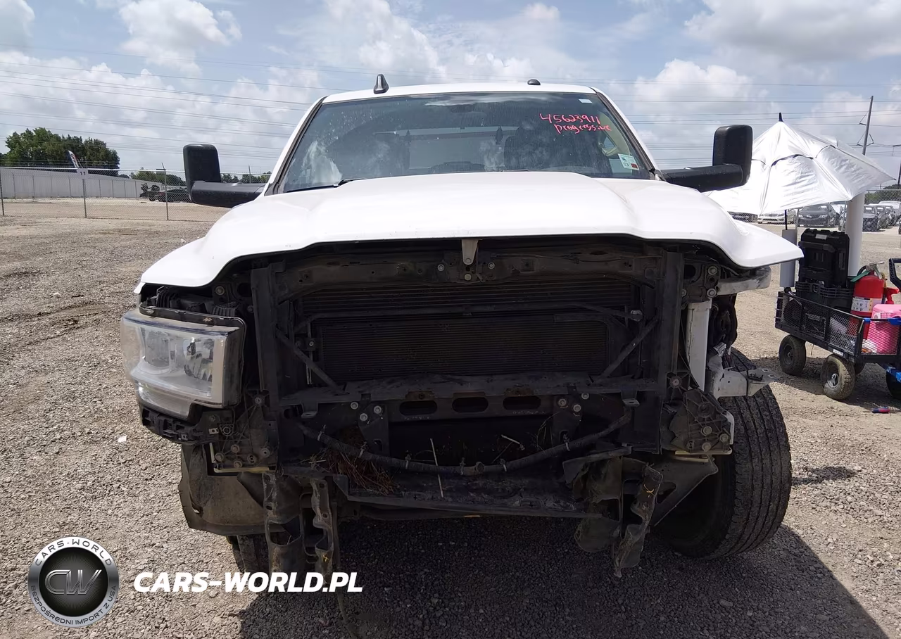 2019 Ram 2500 Tradesman 4X2 6'4 Box VIN:3C6UR4CJ4KG517875 - 13