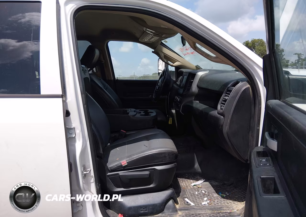 2019 Ram 2500 Tradesman 4X2 6'4 Box VIN:3C6UR4CJ4KG517875 - 5