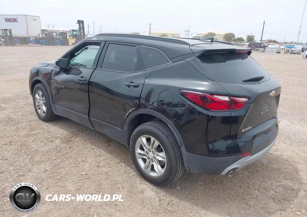 2019 Chevrolet Blazer VIN:3GNKBCRS6KS613123 - 3