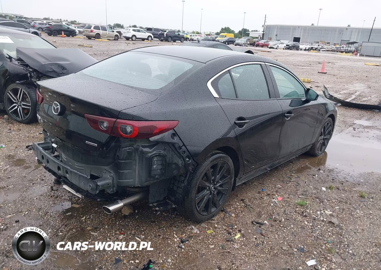 2025 Mazda Mazda3 2.5 S Select Sport VIN:JM1BPABM2S1774435 - 4