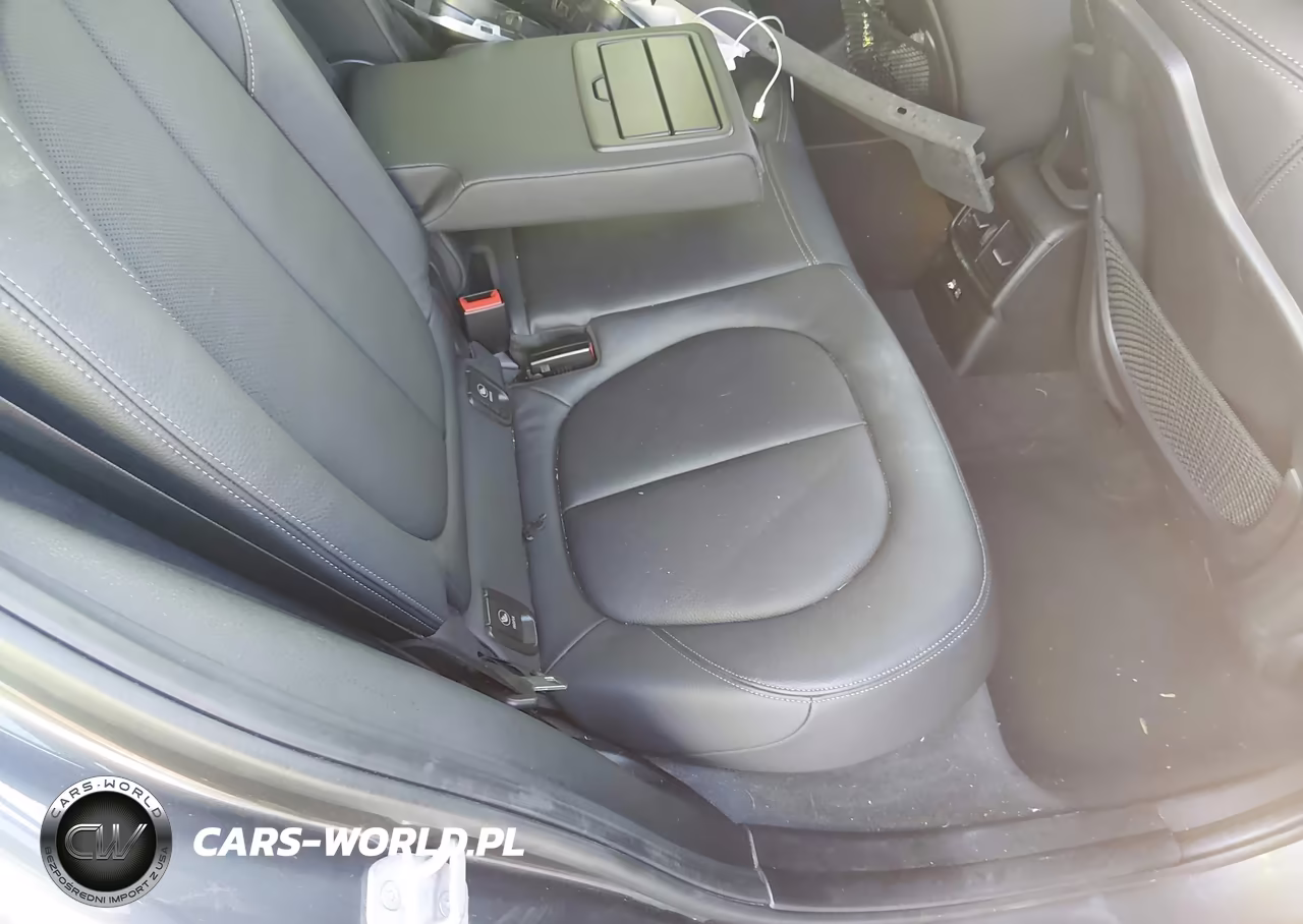 2018 BMW X2 xDrive28I VIN:WBXYJ5C30JEF80654 - 8