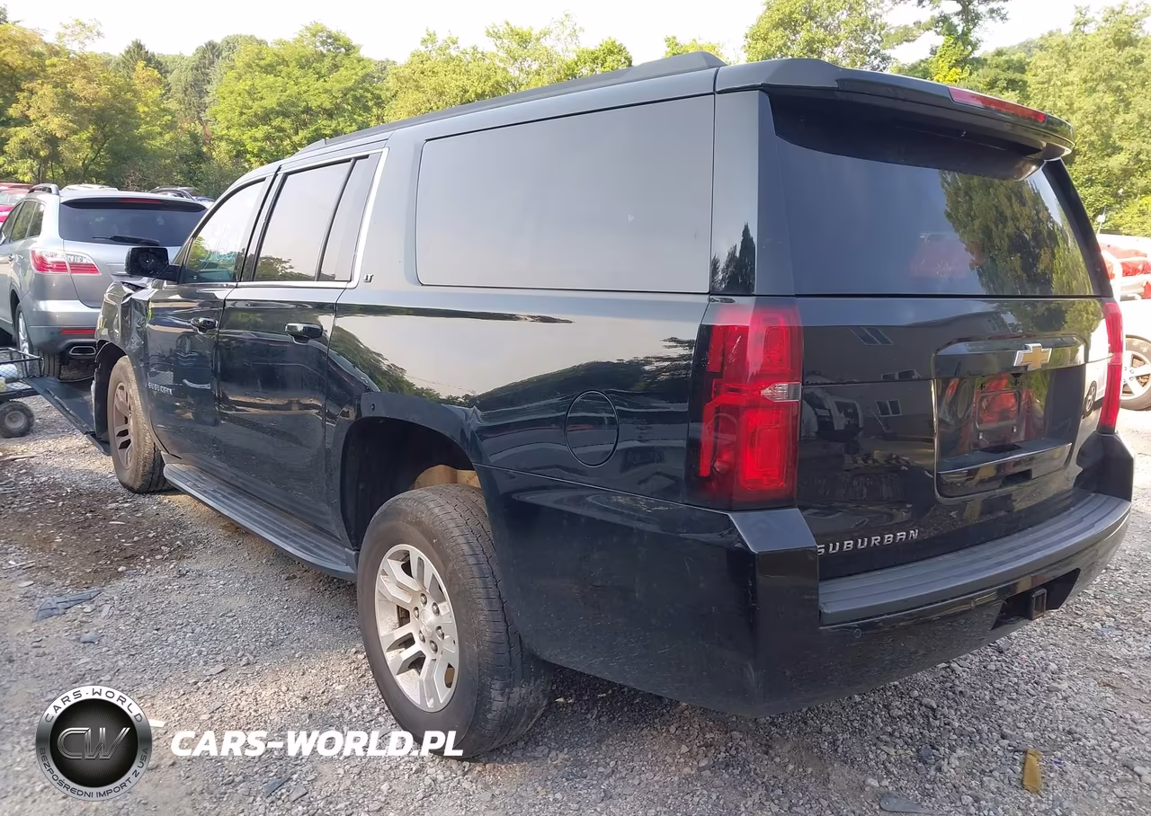 2019 Chevrolet Suburban Lt VIN:1GNSKHKC5KR375011 - 3