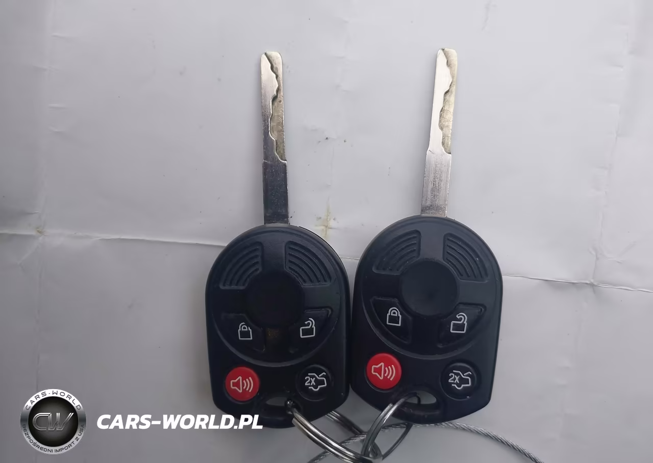 2017 Ford Escape Se VIN:1FMCU0G91HUC07065 - 11